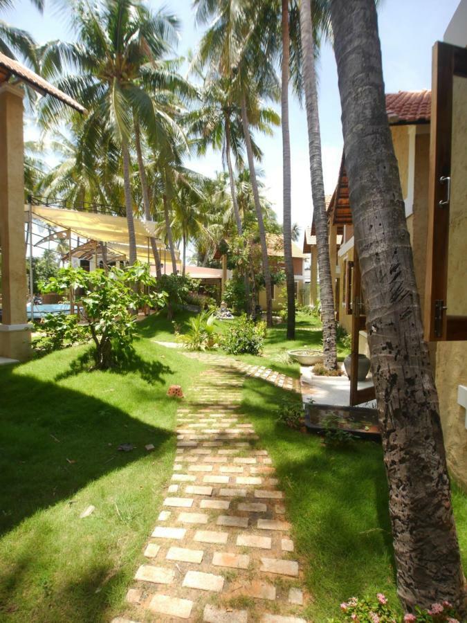 Coconut Garden Mui Ne Villa Exterior photo
